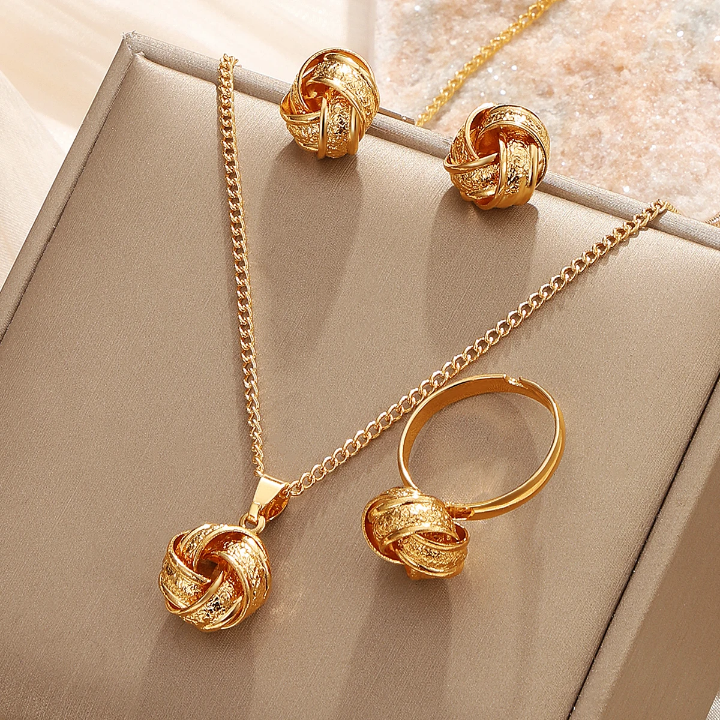 CADENA COMPLETA DE ORO